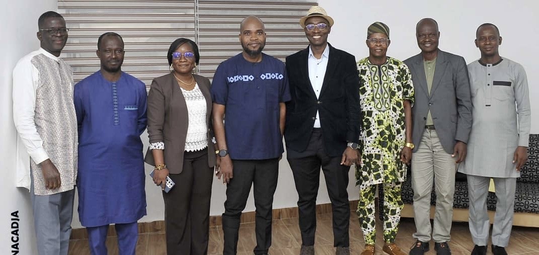 Les membres de l’UPMB, 8ème mandature en compagnie de deux anciens présidents de l’Association